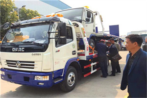 和义汽车道路救援拖车价格